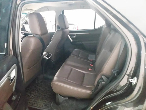 Toyota Sw4 2.8 Srx 177cv 4x4 7as At Primer Dueño