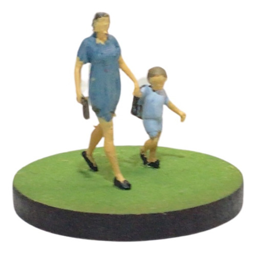 2 Figuras Ho 1/87 Nene  Madre Mujer Caminando Ferromodelismo