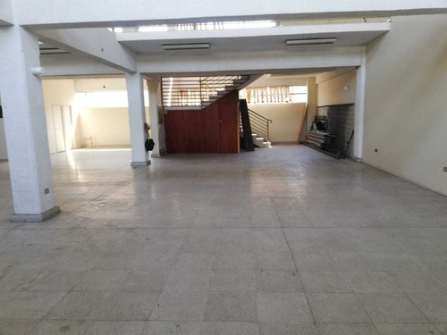 Excelente Ubicacion Local V. Mackenna (98564)