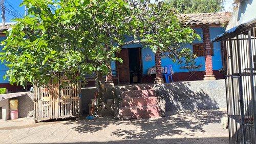 Terreno Con Doble Frontis En El Centro Histórico Ayacucho