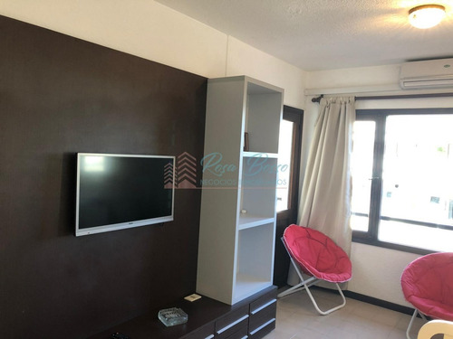 Apartamento En Peninsula- Ref: 1395