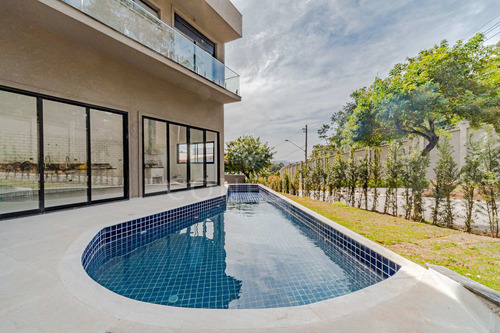 Imagem 22 de 23 de Valville 2 - Casa De 366m²; 5 Suítes; Piscina; Entrega Em Março De 2022 - Cncd282