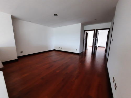 Imagen 7 de 8 de Apartamento En Alquiler En Zona 15