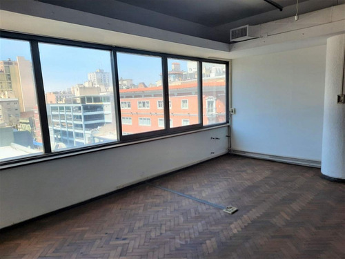 Imagen 5 de 12 de Oficina Alquiler Pleno Centro - 300 M2