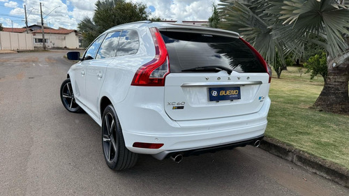 Volvo XC60 3.0 T6 R-design 5p