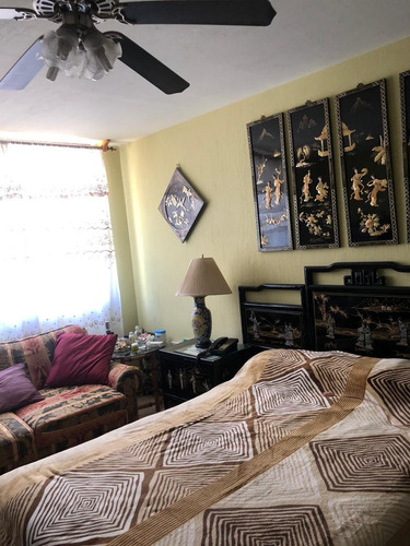 Imagen 9 de 14 de Casa En Renta Semi Moderna En Lomas Del Country