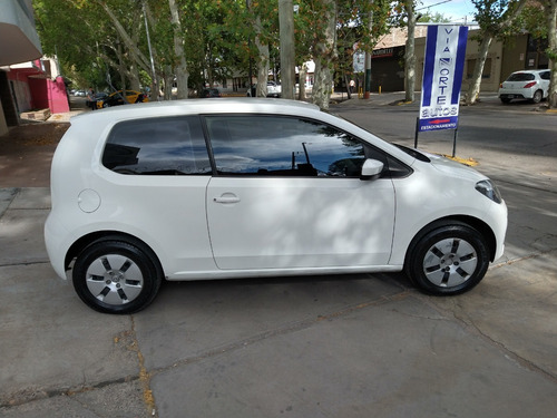 Volkswagen Up Move 2015