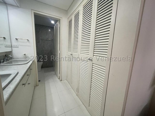 Imagen 15 de 27 de Apartamento En Alquiler Altamira 23-21142 Lr