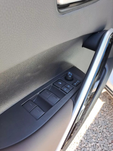 Toyota Corolla Cross 1.8 Hev Seg Ecvt