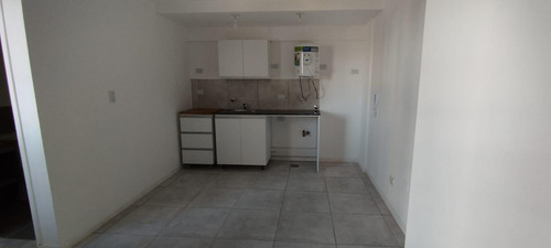 Departamento De 1 Dorm - Balcon - Posesion Inmediata - Lima Al 1000 - Centro