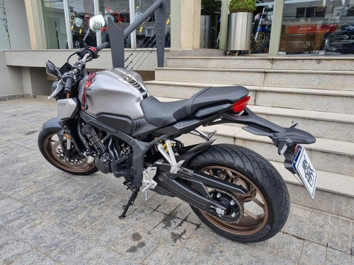 Imagem 3 de 8 de Honda Cb650 F