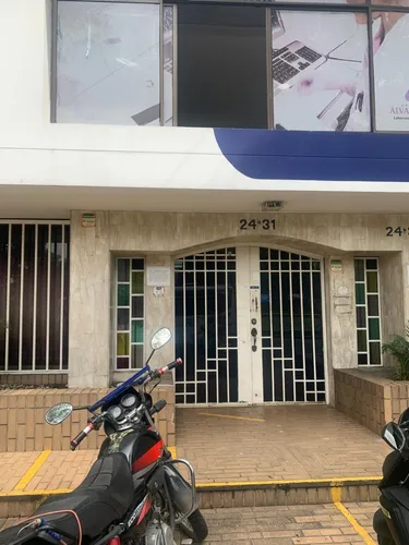 Casa Con Excelente Ubicacion Y Valorizacion. Es Una Muy Buena Oportunidad De Inversion.