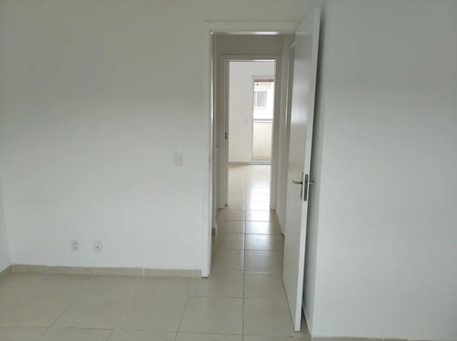 Alugo Ótima Casa Duplex Em Condominio Fechado, Local Seguro, Ar Puro E Clima Agradavel, 2 Qtos, 2 Banheiros