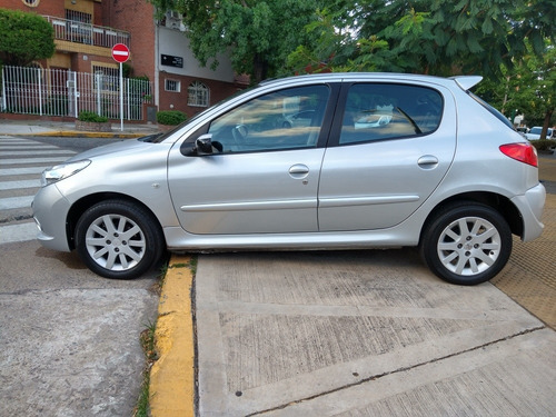 Peugeot 207 1.9 Sedan Xs 2009