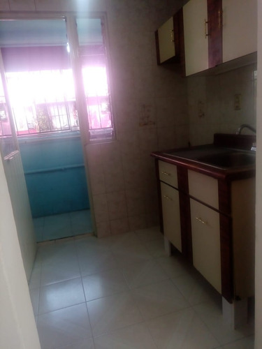 Departamento Dos Recámara, Un Baño, Sala, Comedor, Cocina