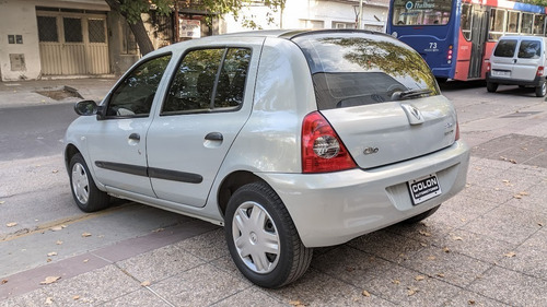 Imagen 10 de 12 de Renault Clio 1.2 16v 5p Pack