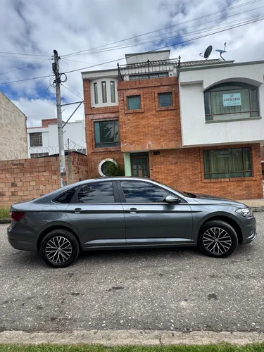 Jetta Confortline 2020