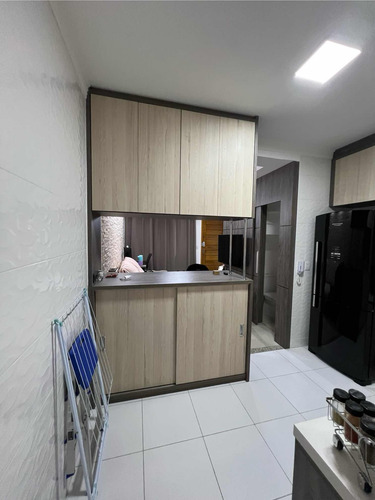 Casa Em Condomínio Com 2 Suítes E Repleta De Planejados
