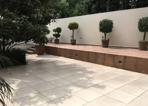 Bosques De Las Lomas De Arq. De Renombre. Casa Con Terrazas