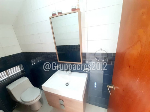 Imagen 12 de 17 de En Venta Maravilloso Townhouse Ubicado En Colinas De Carrizal, Of