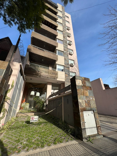 Imagen 2 de 17 de Hermoso Departamento 3 Ambientes Con Cochera
