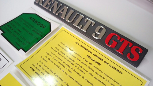 Renault 9 Calcomanias Y Emblema