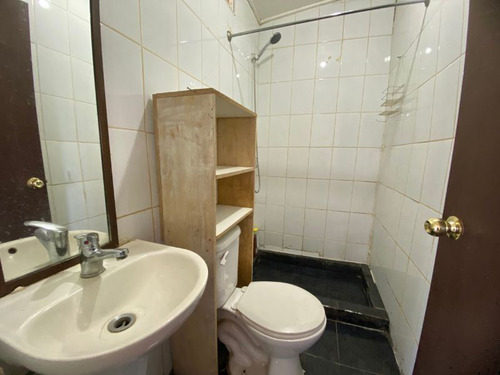 Para Inversion- 2 Casas De 1 Dorm 1 Baño C/u