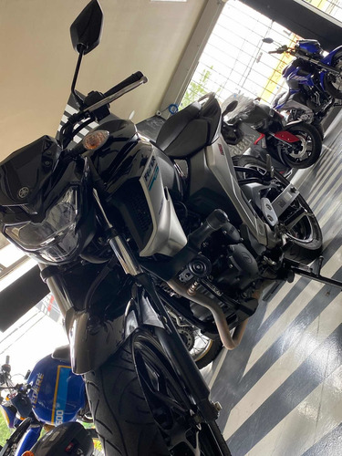 Imagem 2 de 11 de Yamaha Fz25 Fazer Abs