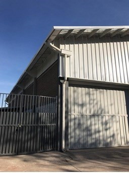 Arriendo Bodega En Macul 1140 M2 Con Oficina De 100m2