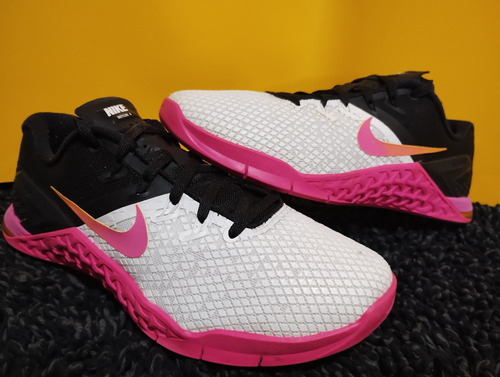 Tenis Nike Metcon 4 #25