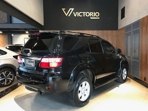 Hilux Sw4 Srv 7lug 4x4 3.0 16v Diesel 163cv Aut 2011