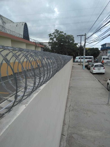 Imagen 4 de 10 de Alambre De Puas En Santo Domingo