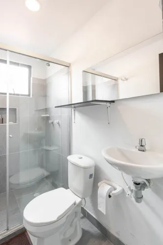 Edificio En Venta En El Tejar. Cod A12493
