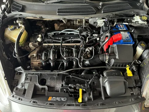 Ford Fiesta 1.6 Titanium Mt