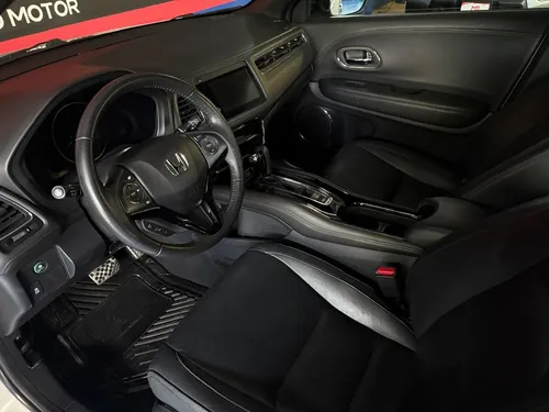 Honda HR-V 1.8 Touring Cvt