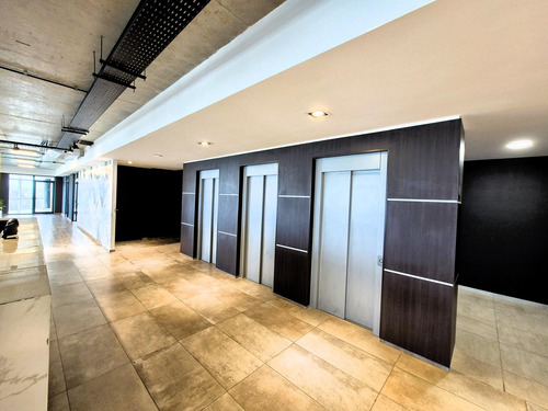 Piso De Oficina En Escobar