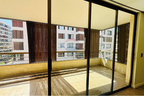 Espacioso Depto De 4 Dorm, 3 Bañ , 2 Estac Y Bod.