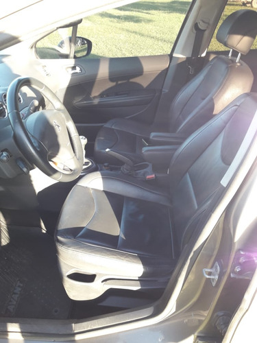 Peugeot 408 2.0 Allure Plus 143cv