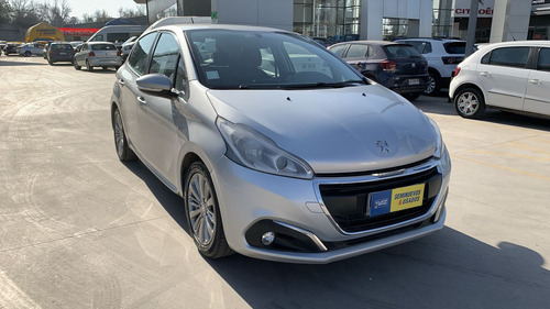 Peugeot 208 2019