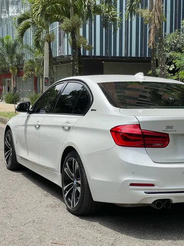 Bmw 330e Híbrido 2.0 Turbo Automático