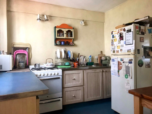 Imagen 9 de 13 de Impecable Ph Tipo Casa Todo En Pb Con 2 Patios - 100% Reciclado Tipo Ph En Edificio De Sólo 2 Pisos - Distribución Atipica Con Doble Entrada - A 50 Mts De Av. Cordoba, Cerca De Todo! - Zona De Gran C