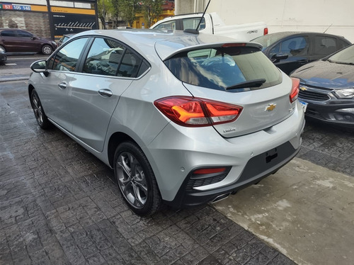 Imagen 24 de 25 de Nuevo Chevrolet Cruze 5 Premier 2023 Automatico 0km Smar1
