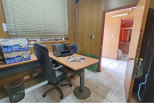 Se Arrienda Local Comercial Cercano A Metro Ñuble