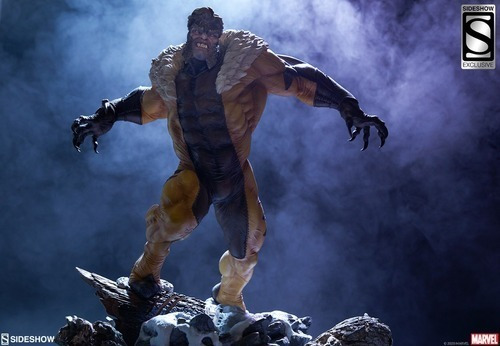 Sabretooth Exclusive Premium Format Sideshow Collectibles