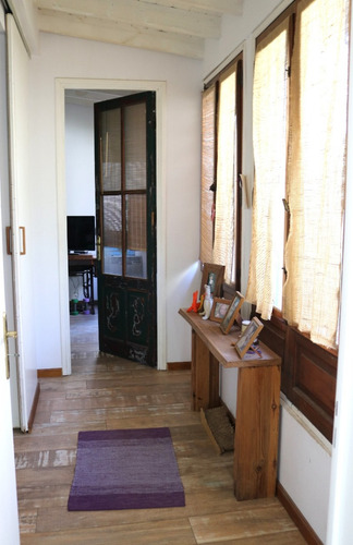 Dueño Vende Casa Ph Al Frente En Olivos - Con Patio, Terraza Y Parrilla.