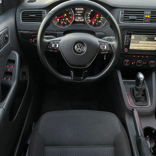 Imagen 12 de 15 de Volkswagen Vento 2.5