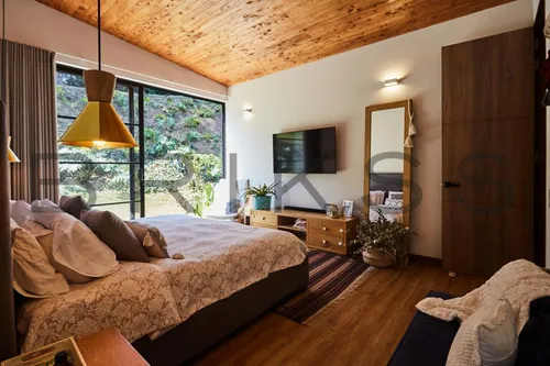 Casa En Venta En Llanogrande. Cod V50906
