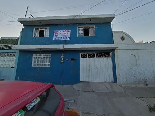 ¡gran Oportunidad En Ecatepec! Casa En Venta Con Distribución En Dos Niveles Y C
