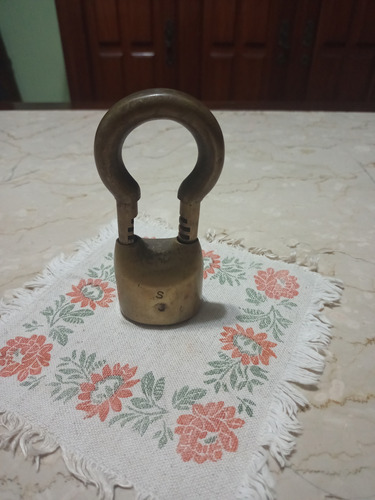 Candado Antiguo De Bronce