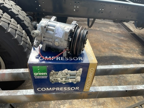 Imagem 16 de 17 de Aparelho Termo King V300 Max 12 Volts Ano 2013 Completo.